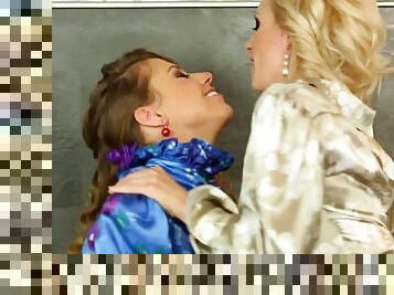 Depraved sex of two glamorous lesbian beauties
