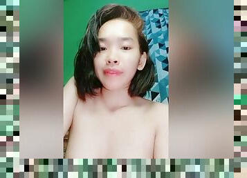 18yo Indonesian Teen Masturbate