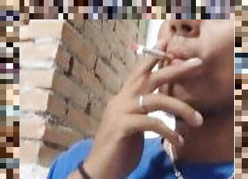 Quinta Fumando ????