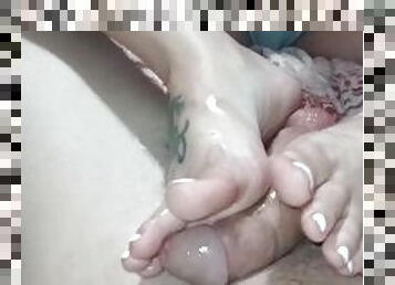 abuela, amateur, maduro, abuelita, madurita-caliente, pies, besando, corrida, fetichista, con-los-pies