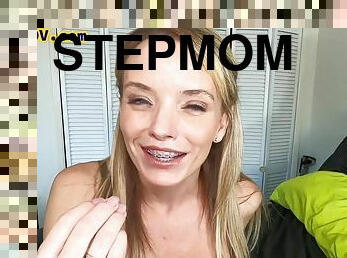 Big-Titted stepmommy fingers vagina and talks dirty for steps