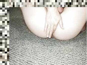 masturbation, nudist, orgasm, kvinnligt-sprut, amatör, anal, cumshot, avrunkning, fötter, första-gången