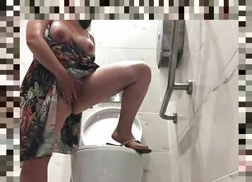 masturbación, orgasmo, público, squirting, baño