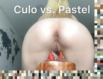 Pastel vs Culo Grande! Es mi cumpleaños!