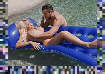 Wet busty blonde tranny fucked outdoors - Poolside Bang with Brittney Kade
