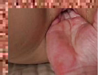 klitoris, fisting, onani, brystvorter, pussy, amatør, babes, gal, fingret, piercet