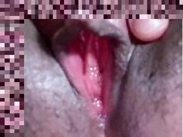 clitoris, masturbare-masturbation, pasarica, uda, pula, suculenta