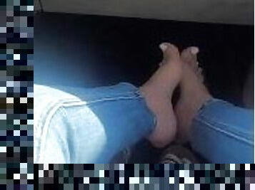 Foot play on the road