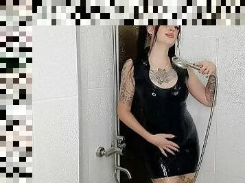 bagno, amatoriali, ragazze-giovani, feticci, doccia, latex, solitari, donne-dominanti, dominazione, brunette