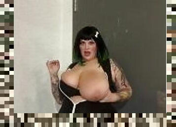 Fat Busty BBW Goth Marilyn Mayson Flashes Her Huge Tits In Public