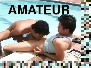 Latin twinks fuck by the pool without a condom
